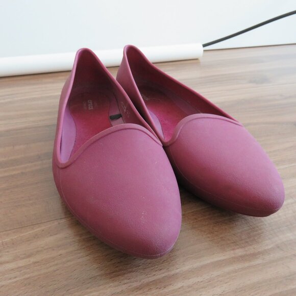 CROCS Eve Ballet Flat in Plum Purple Comfort Travel Waterproof Fall - Size US 9 - Picture 8 of 13